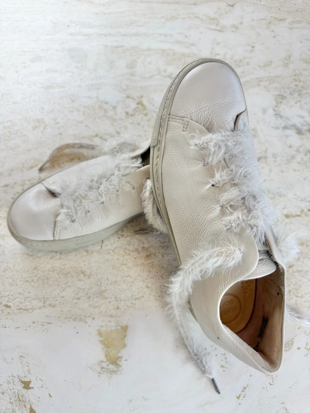 Paul Green Jayden Low Top Super Soft Sneakers Cream Faux Fur Laces US 7.5 EU 38